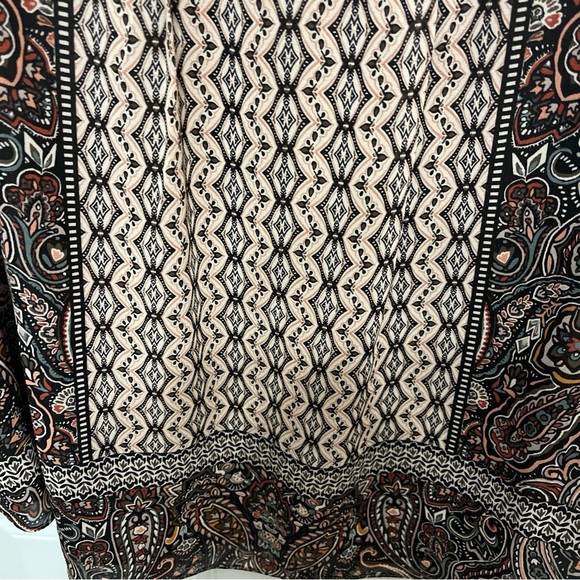 Belle by Kim Gravel Paisley Blouse in Multicolor NWOT - Picture 8 of 16